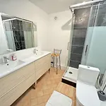 아파트 Maison Familiale Avec Jardin Au Centre-ville