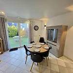 Maison Familiale Avec Jardin Au Centre-ville