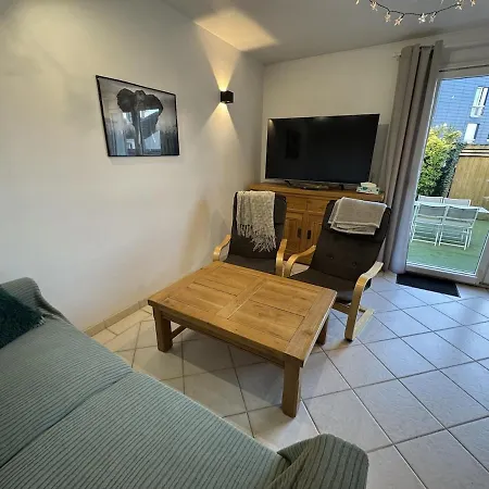 아파트 Maison Familiale Avec Jardin Au Centre-ville *